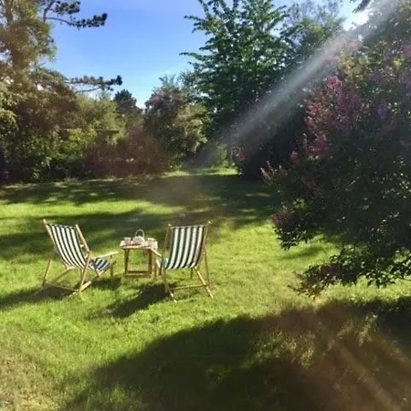 Nordic Warmth On Zealand's North Coast *